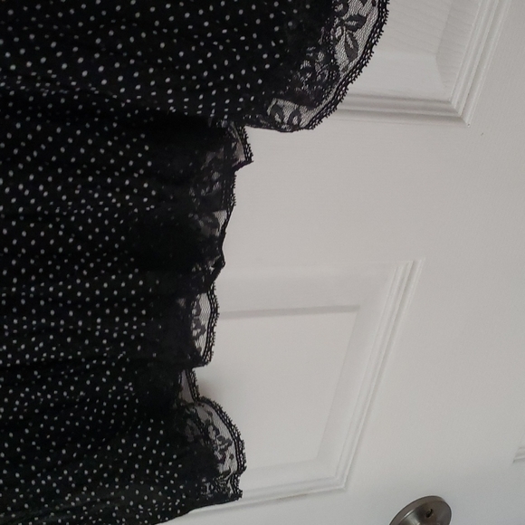 Beautiful black polka-dot blouse - Picture 4 of 6